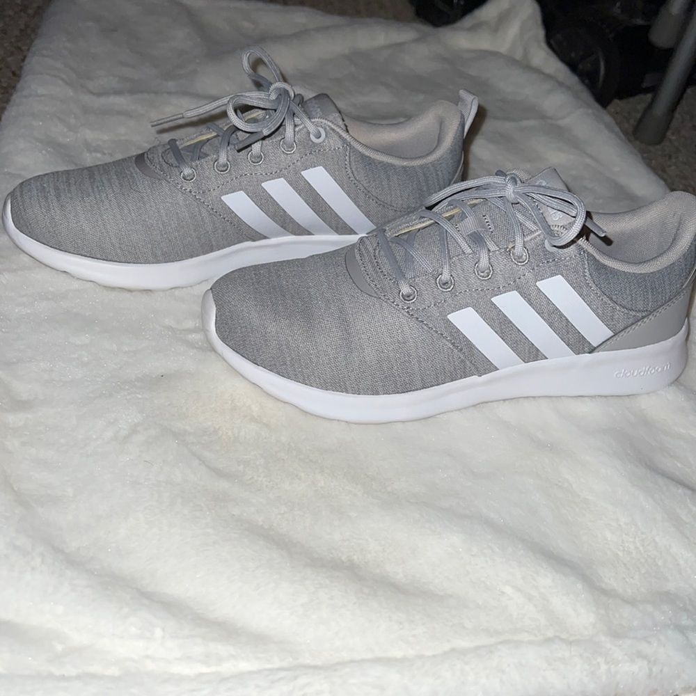 Grey adidas sneakers 8.5 cloud foam sneakers worn once